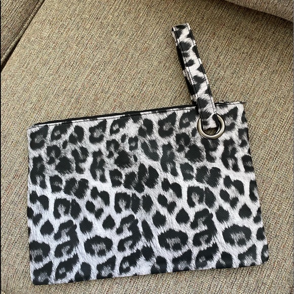 Cheetah Clutch - Picture 3 of 3